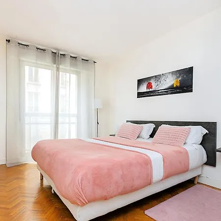 2 Pieces 65m2 Porte De Paris Apartment