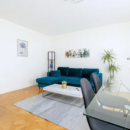 2 Pieces 65m2 Porte De Paris شقة *
